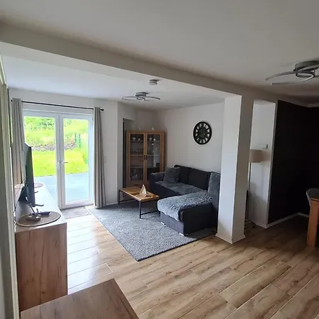 Apartment Greenhouse Living Nivis Mit Garten - 4 Minuten Nach Winterberg - Wandern, Mountainbike Fahren - Genießen Medebach