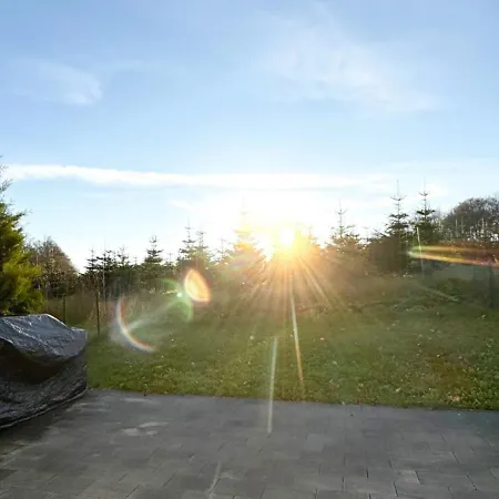 Apartment Greenhouse Living Nivis Mit Garten - 4 Minuten Nach Winterberg - Wandern, Mountainbike Fahren - Geniessen *