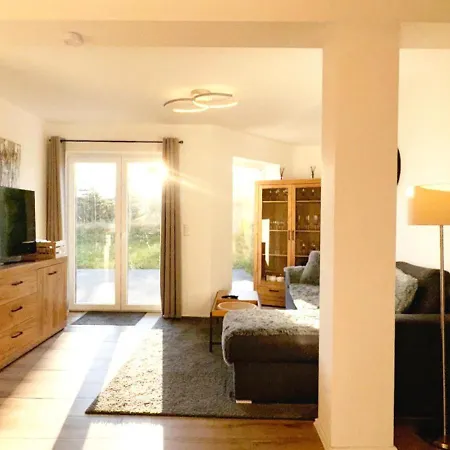 Greenhouse Living Nivis Mit Garten - 4 Minuten Nach Winterberg - Wandern, Mountainbike Fahren - Geniessen Apartment Medebach